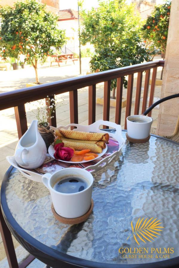 Golden Palms Guest House & Cafe Famagusta  Exterior foto